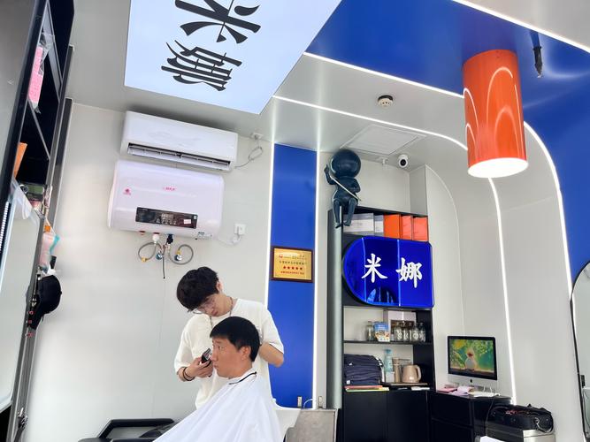 匠心独运，理发中的专业服务之道